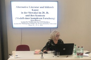 prof. PhDr. Mária Bátorová, DrSc. počas Stredoeurópskej konferencie v Ústave porovnávacej literárnej vedy univerzity vo Viedni 